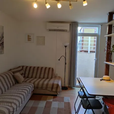 Apartamento Apartman Leeloo *